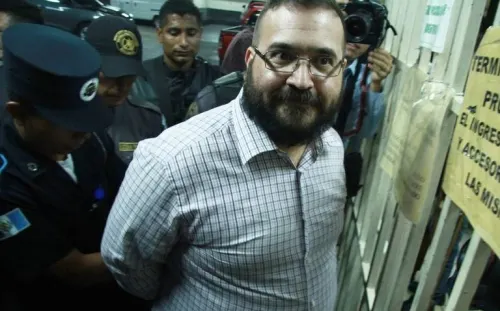 Javier Duarte tramita nuevo amparo contra orden de aprehensión