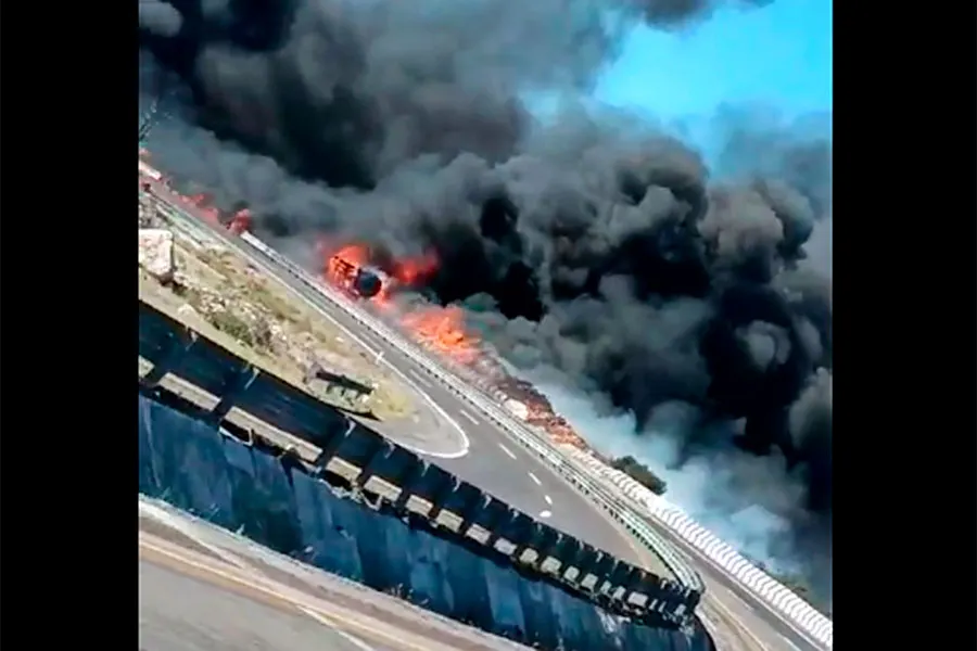 Volcadura Pipa Incendio Autopista Mexico Veracruz