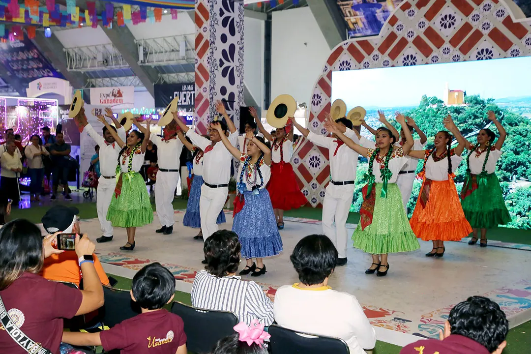 Pabellon Artistico Feria De Puebla