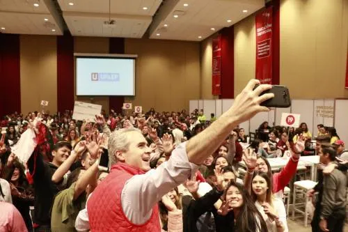 Más de 350 estudiantes de preparatoria participan en el Business in Action UPAEP