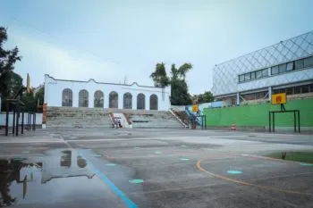 Más de 50 escuelas se encuentran en situación crítica y tendrán que ser derribadas