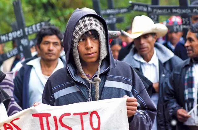 Denuncian opacidad del gobierno en aniversario de Acteal