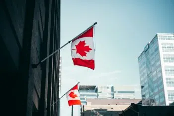 Trump pausa por tres días aranceles de 50% a Canadá y abre la puerta a un acuerdo