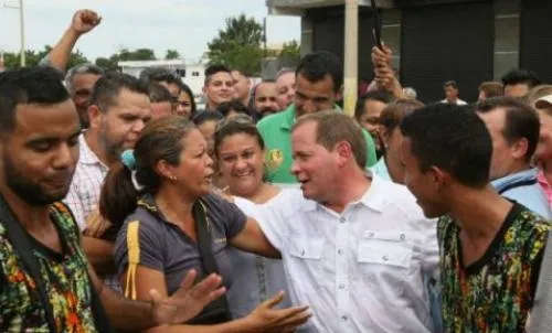 Constituyente evalúa desacato de gobernador venezolano electo
