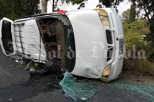 Choque entre vehículos deja cuatro heridos en el Bulevar Vicente Suárez