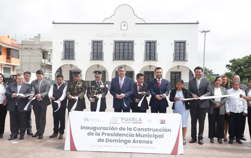 Preside Céspedes Peregrina inauguración de la nueva presidencia municipal de Domingo Arenas
