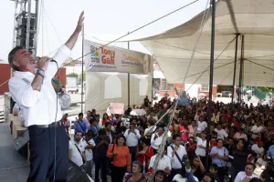 Tony Gali seguirá dialogando con la sociedad y los universitarios a pesar de provocaciones del PRI