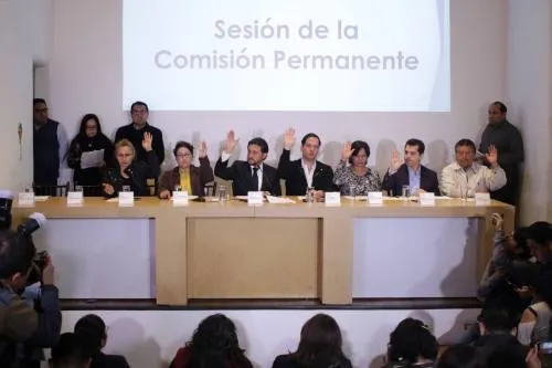 Congreso pide voto de confianza para el nombramiento de gobernador interino