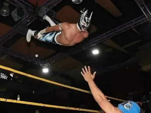 Muere el luchador Príncipe Aéreo tras desvanecerse