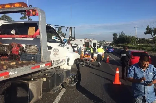 Tras robar trailer, intenta darse a la fuga y provoca una muerte, en Xonacatepec