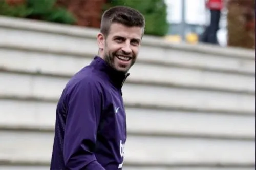 Piqué le abre las puertas del Barcelona a Pogba