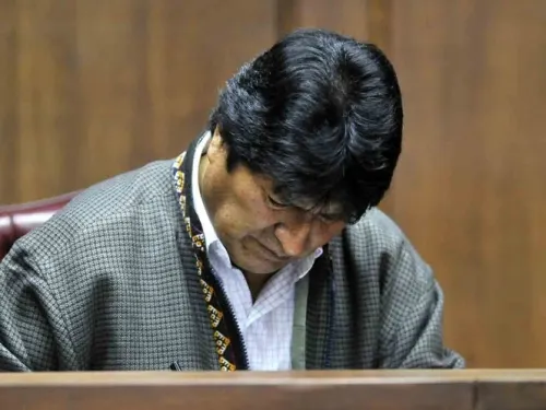 A Evo Morales y a Maduro les espera la cárcel, dice ministro boliviano