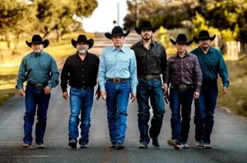Intocable, Legado de Grandeza y México Canta estarán en el Zócalo este 15 de septiembre
