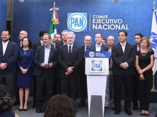 Amenazan a Anaya por frenar pase automático de procurador a fiscal