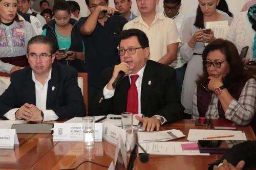 Legisladores sostienen mesa de trabajo con funcionarios de la SIMT Puebla