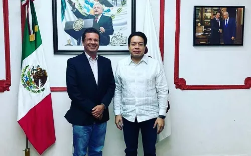 A Julio Lorenzini lo echan del PAN y no lo acaban de aceptar en Morena