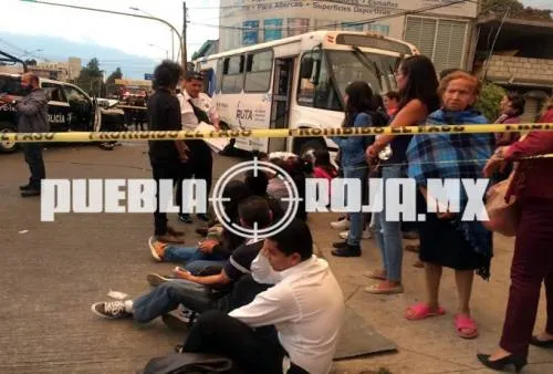 Patrulla Estatal choca contra el Ruta y deja siete heridos