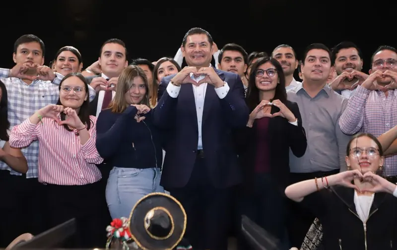 armenta-encuentro-con-jovenes