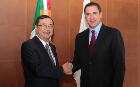 Recibe Moreno Valle a embajador de Japón