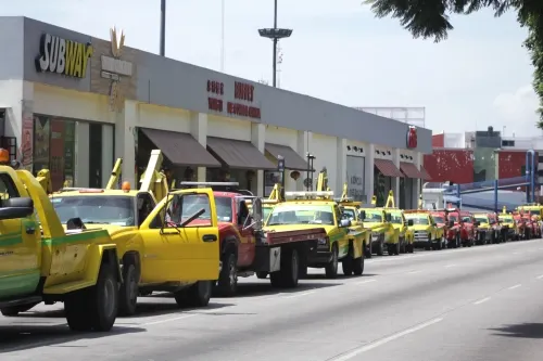 Grulleros que no se ajusten a las nuevas tarifas de arrastre serán clausurados: Barbosa