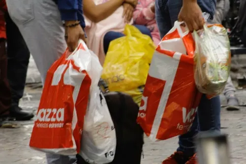 Mercados y ambulantes también incluidos en la prohibición de bolsas de plástico
