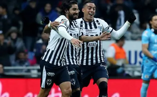 ¡Cacería de Lobos! Monterrey golea 4-0 y recupera el liderato