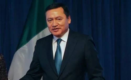 Miguel Ángel Osorio Chong prepara su salida de Segob; va al Senado
