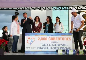 Gali participa en campaña “Que Puebla no Tenga Frío”