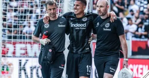 Carlos Salcedo sufre rotura de ligamento y será operado