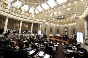 Diputados locales, con estudios básicos, licenciaturas y ningún doctorado