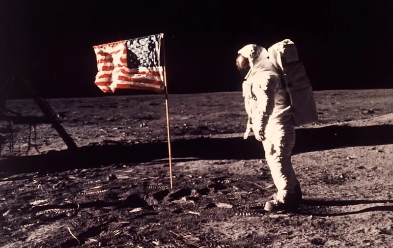 la-llegada-del-hombre-a-la-luna