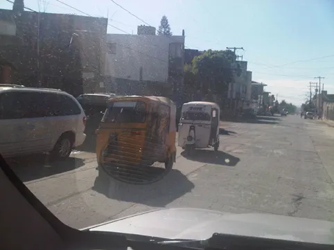 Aumentan mototaxis en Coronango y Cuautlancingo
