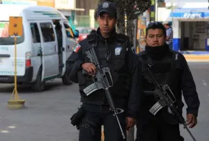 Cae ladrón vinculado con robos a farmacias