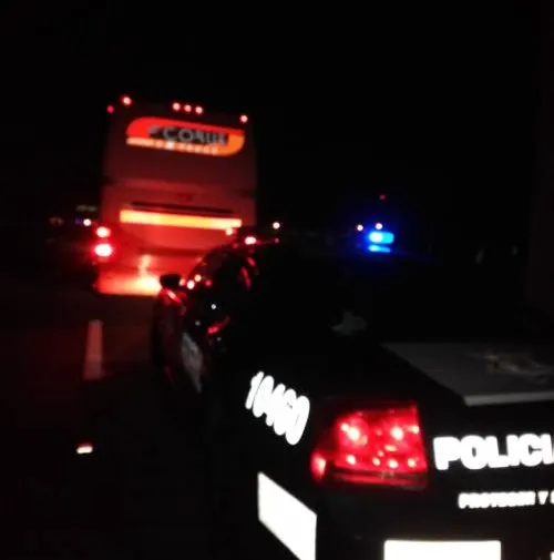 Chófer de autobús evita asalto de pasajeros en la autopista México-Puebla