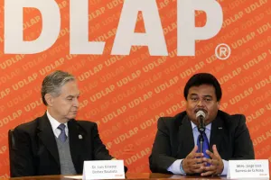 UDLAP y SNTE 51 firman convenio para estudios de maestría