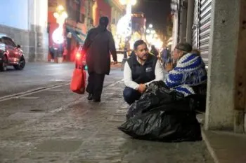 SMDIF ofrece a migrantes y personas en situación de calle ir a dormitorio municipal