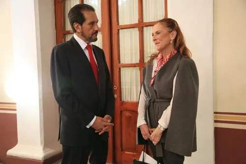 Otro espaldarazo de Beatriz Gutiérrez a la UAP