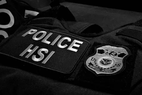 Previo a redadas de Trump, arrestan a 20 migrantes