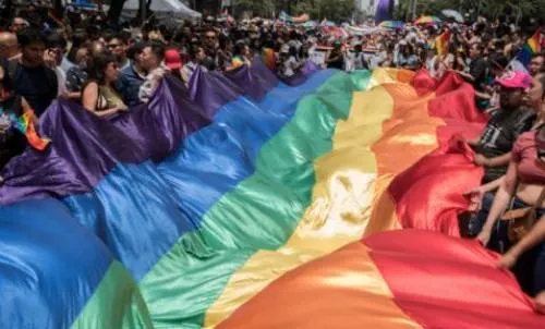 PRD promueve iniciativa de ley para reconocer cambio de género en documentos