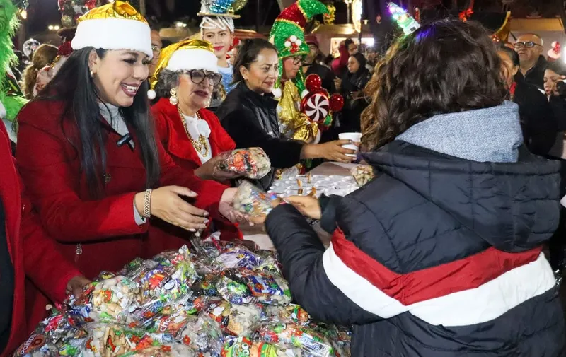 sp-cholula-encendido-arbol-mega-posada