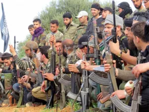 Gobiernos y CIA aumentan ayuda a opositores sirios