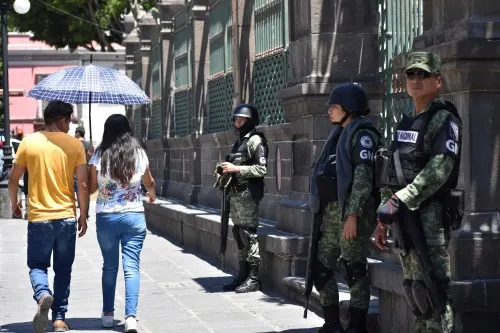 Ni Ayuntamientos ni Gobernador pueden asumir toque de queda, ni estado de sitio ni de excepción