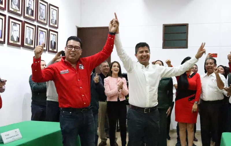 Lalo Rivera afirma que en Morena hay promoción simulada
