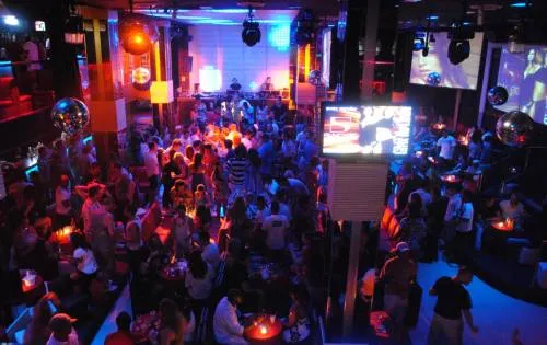 Jóvenes que acudan a centros nocturnos y no consuman alcohol serán reconocidos e incentivados