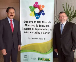 Asiste rector BUAP a reunión de ministros de educación Unesco