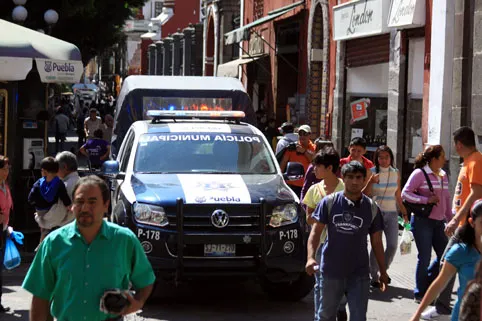 Detienen a 90 personas por robo en El Buen Fin