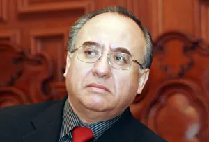 Valentín Meneses usó a su cuñado de prestanombres