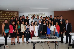 Participan alumnos de la BUAP en Magistrados por un Día