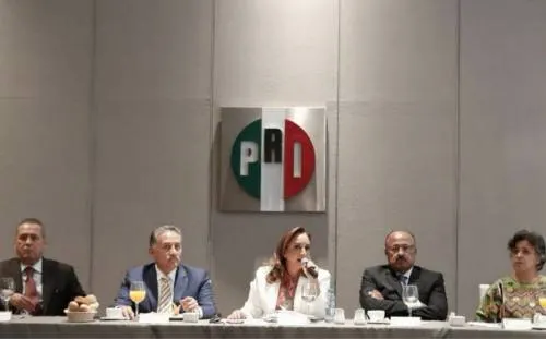 PRI intensifica reuniones para renovar dirigencia