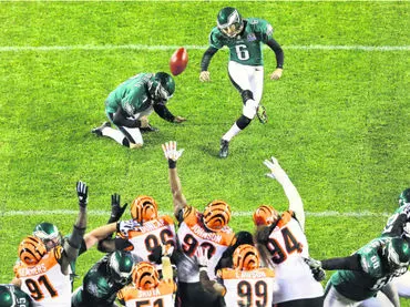 Filadelfia sigue en picada; Bengalíes gana 34-13